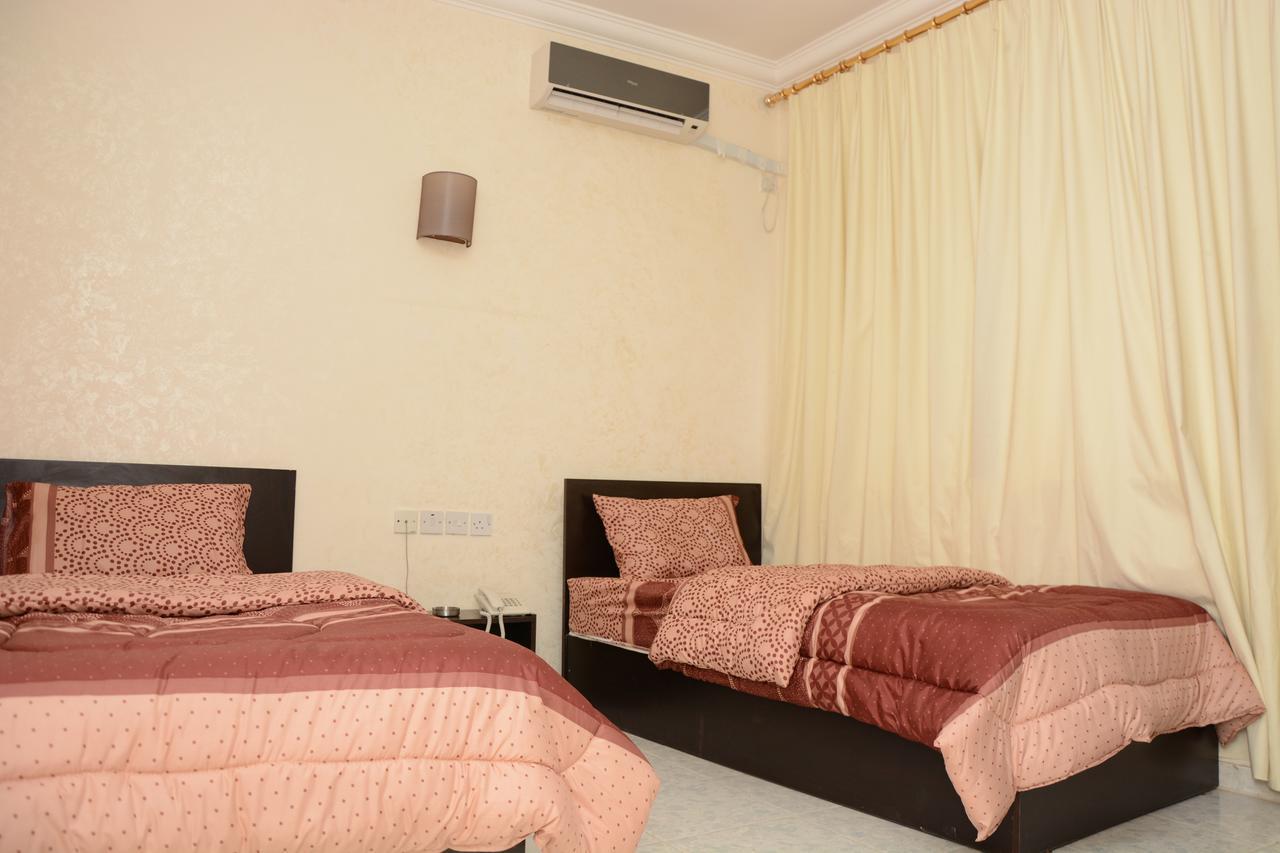 Teeba Palace Hotel Suites Amman Eksteriør bilde
