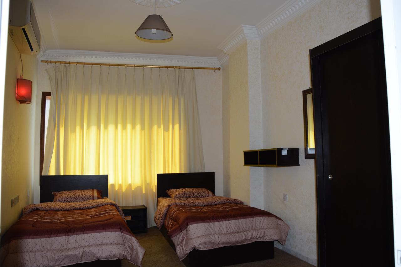 Teeba Palace Hotel Suites Amman Eksteriør bilde