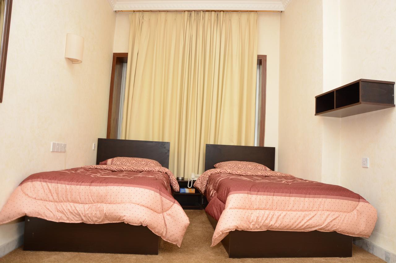 Teeba Palace Hotel Suites Amman Eksteriør bilde