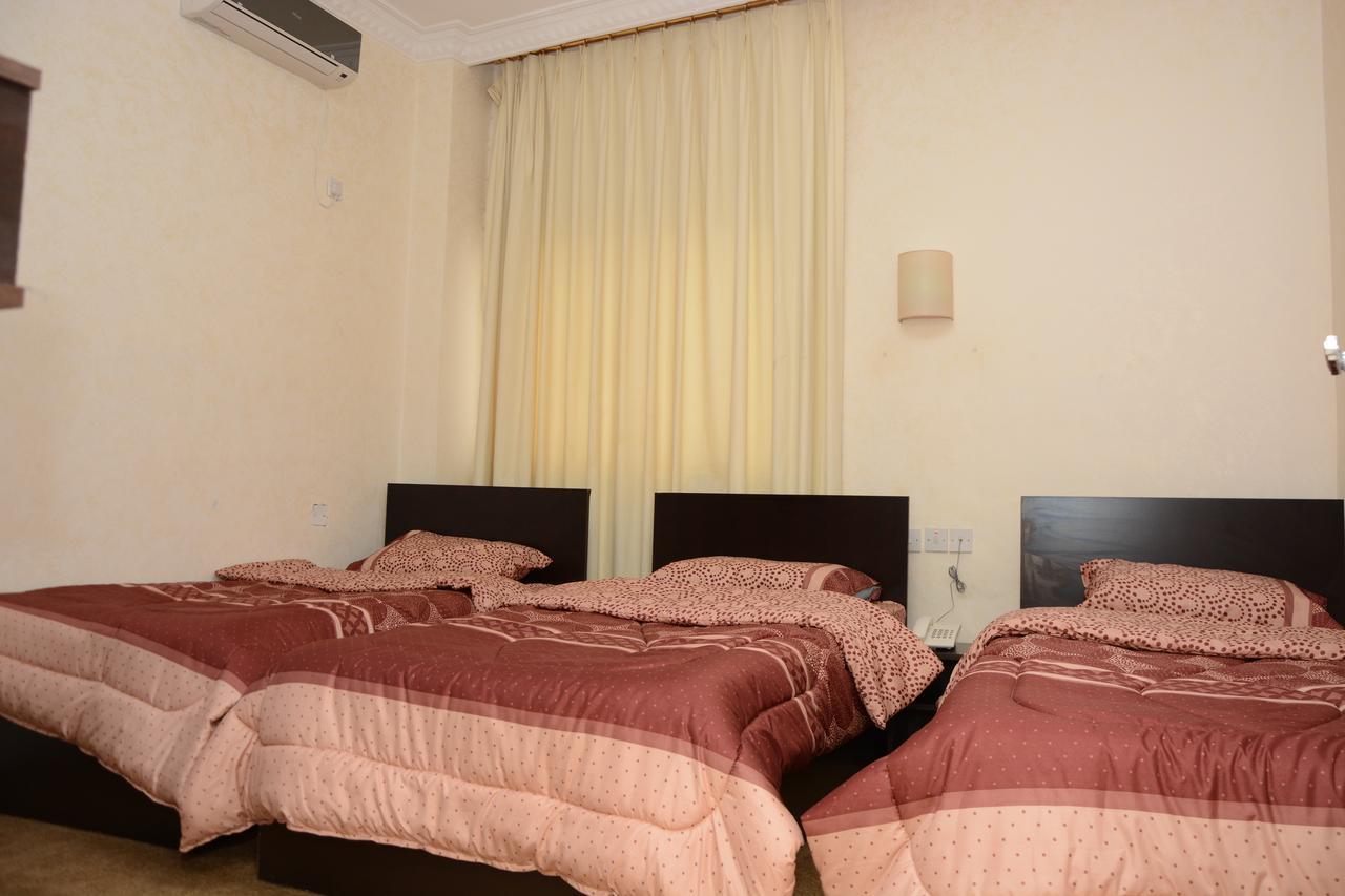 Teeba Palace Hotel Suites Amman Eksteriør bilde