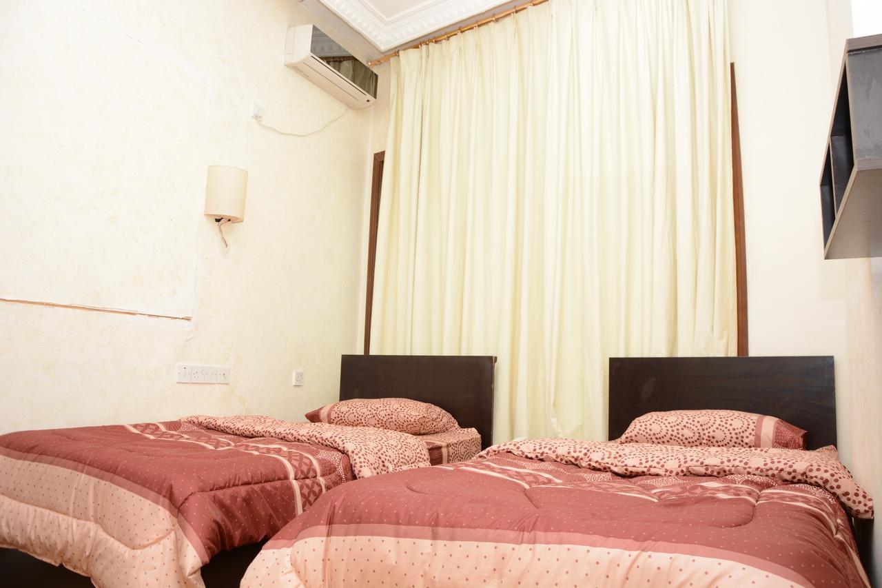 Teeba Palace Hotel Suites Amman Eksteriør bilde