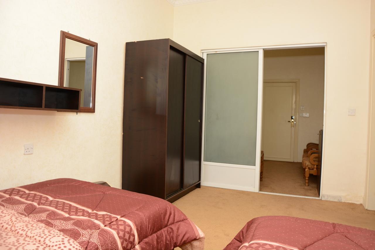 Teeba Palace Hotel Suites Amman Eksteriør bilde