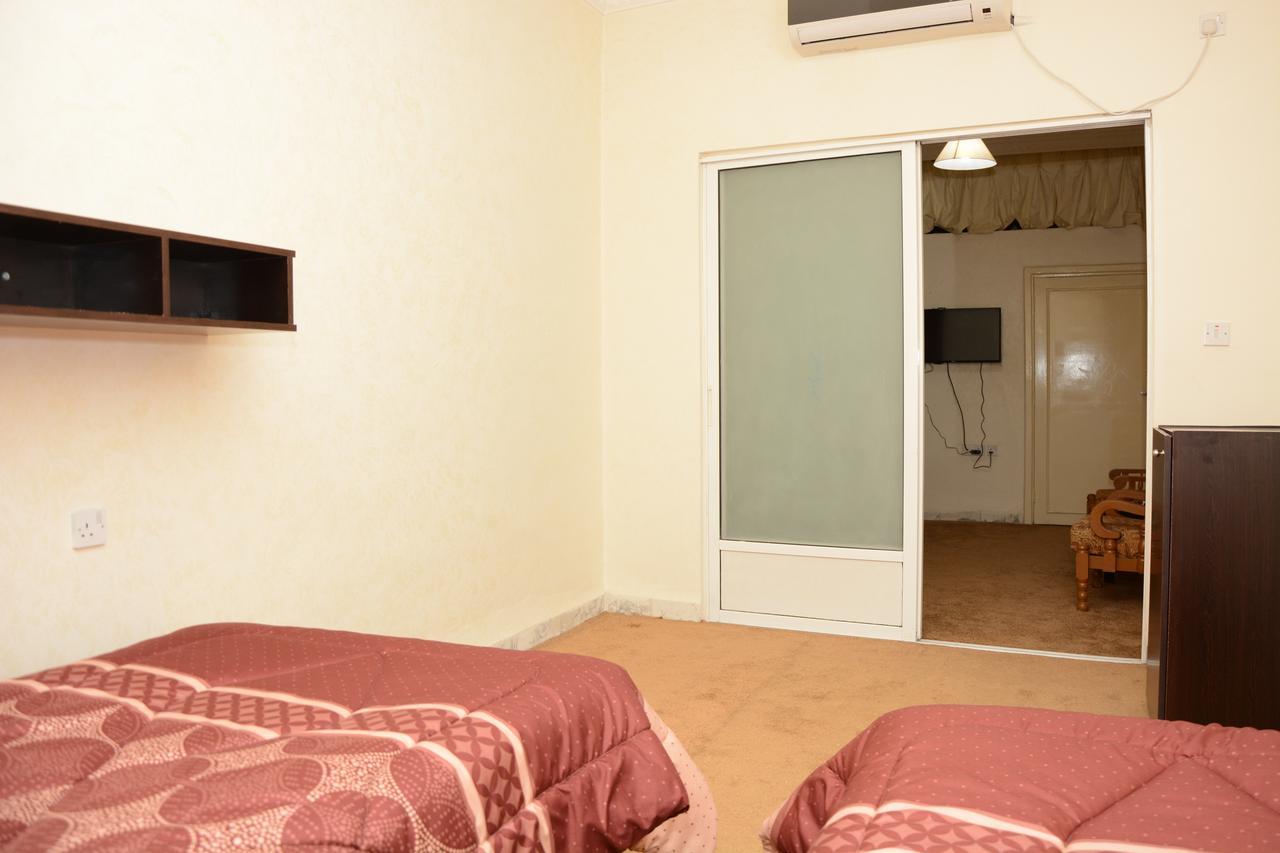 Teeba Palace Hotel Suites Amman Eksteriør bilde