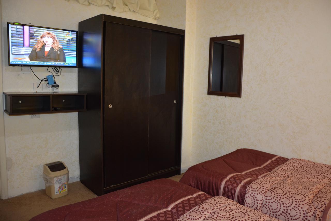 Teeba Palace Hotel Suites Amman Eksteriør bilde