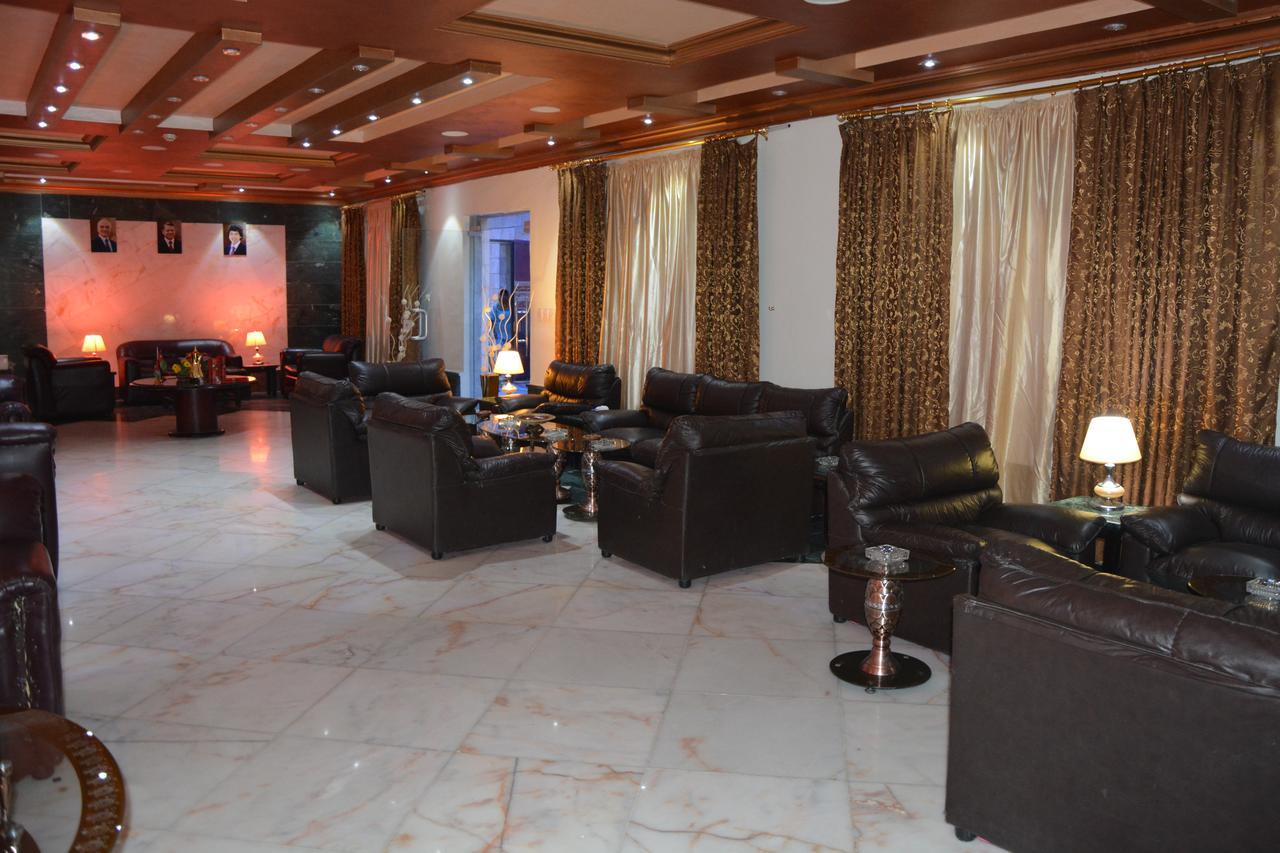 Teeba Palace Hotel Suites Amman Eksteriør bilde