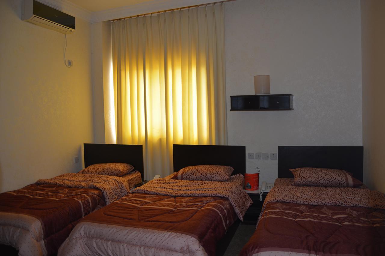 Teeba Palace Hotel Suites Amman Eksteriør bilde