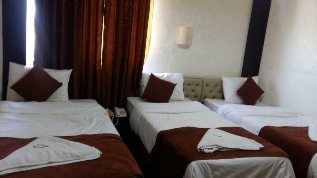 Teeba Palace Hotel Suites Amman Eksteriør bilde